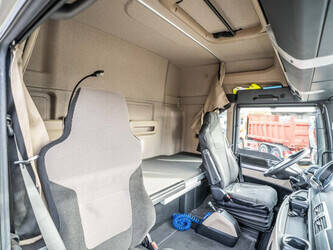 2018-man-tgx-18-420-1426818-45694115