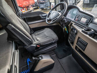 2018-man-tgx-18-420-1426818-45694116