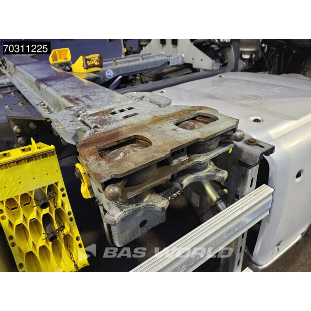 2021 داف XF 480-45694331