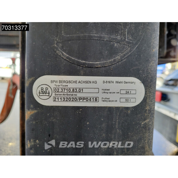 2021 Renault K520-45694612