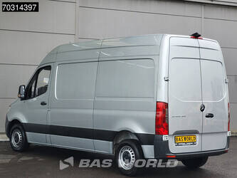 2022-mercedes-benz-sprinter-215cdi-45694757