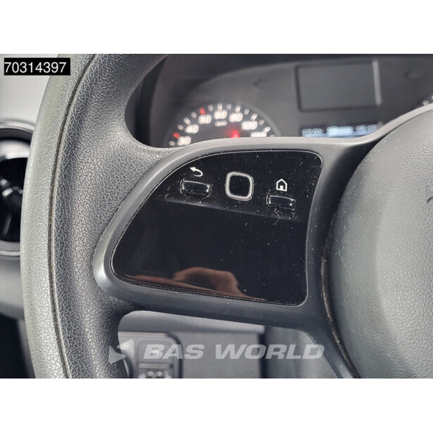 2022 Mercedes-Benz Sprinter 215CDI-45694770