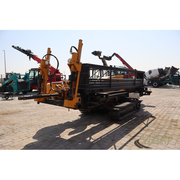 2000 Vermeer D33X44-45698230