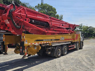 2020-mercedes-arocs-4143-45698240
