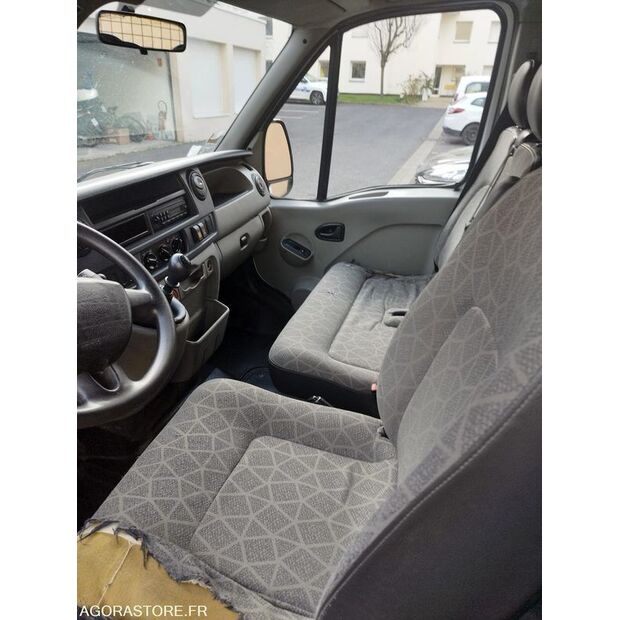 2009 Renault Master-45707953