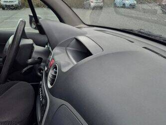 2009-citroen-c3-1426448-45708253