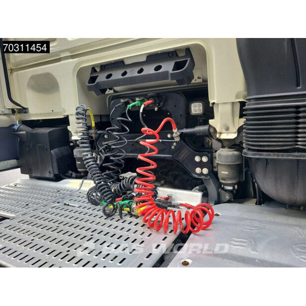 2021 داف XF 480-45708769