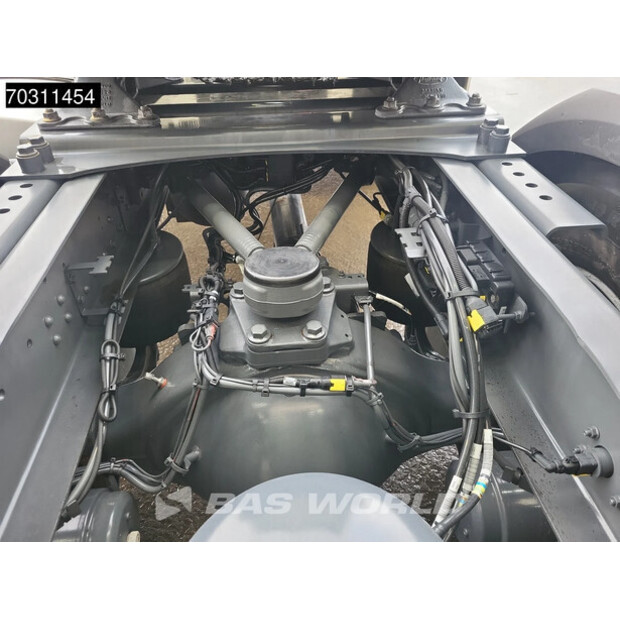 2021 داف XF 480-45708779