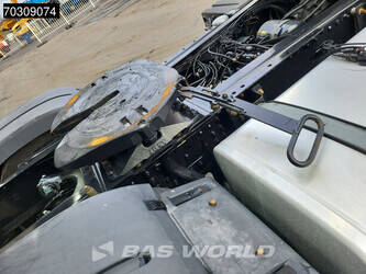 2020-man-tgs-18-470-1426959-45709022