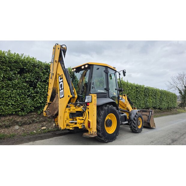 2014 جيه سي بي 3cx-45709218