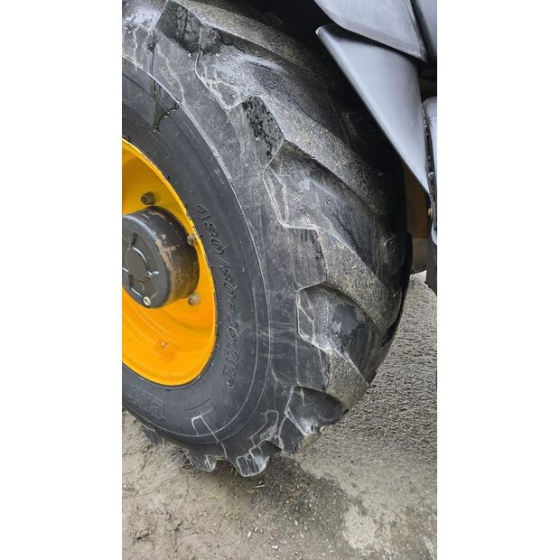 2014 جيه سي بي 3cx-45709222