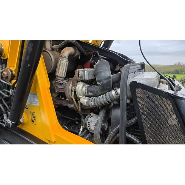 2014 جيه سي بي 3cx-45709226