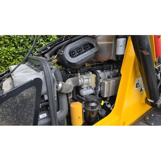 2014 جيه سي بي 3cx-45709227