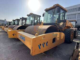 Image for TRACKED EXCAVATORS 2023 XCMG XS223J