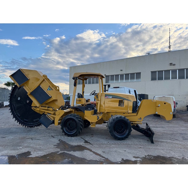 2011 Vermeer RTX1250-45709574