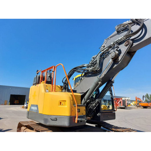 2017 Volvo ECR235EL-45710073