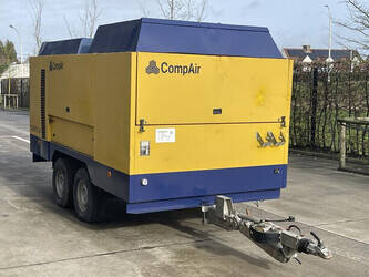 2013-compair-c200-45710150