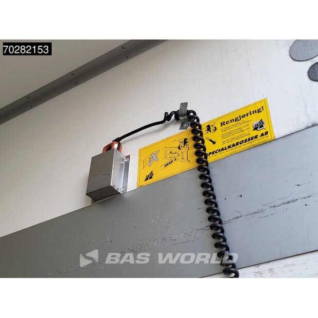 2017 Mercedes-Benz Atego 1524-45710294