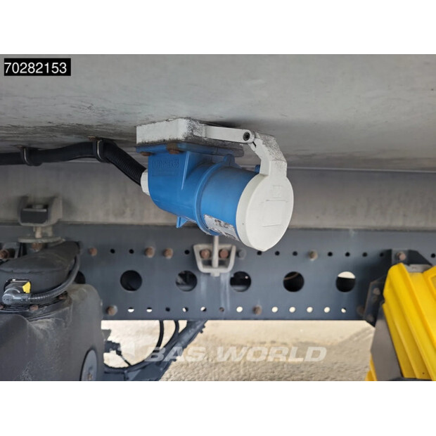 2017 Mercedes-Benz Atego 1524-45710302