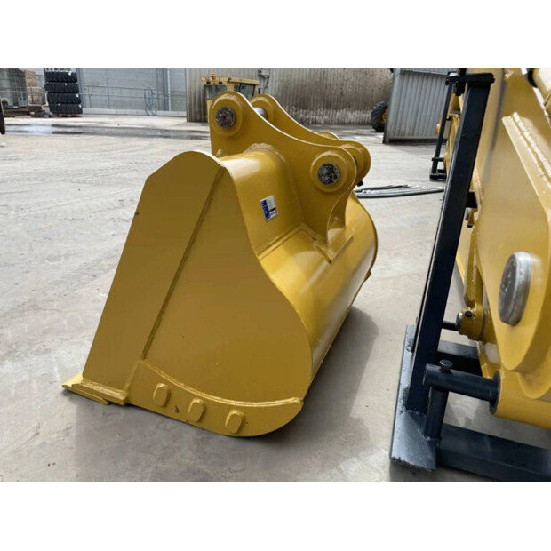 2026 Caterpillar 320D-45710476