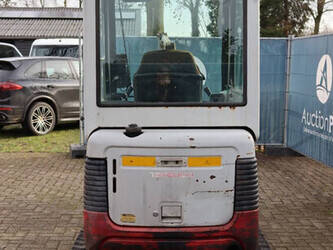 2001-takeuchi-tb016-1427009-45710566