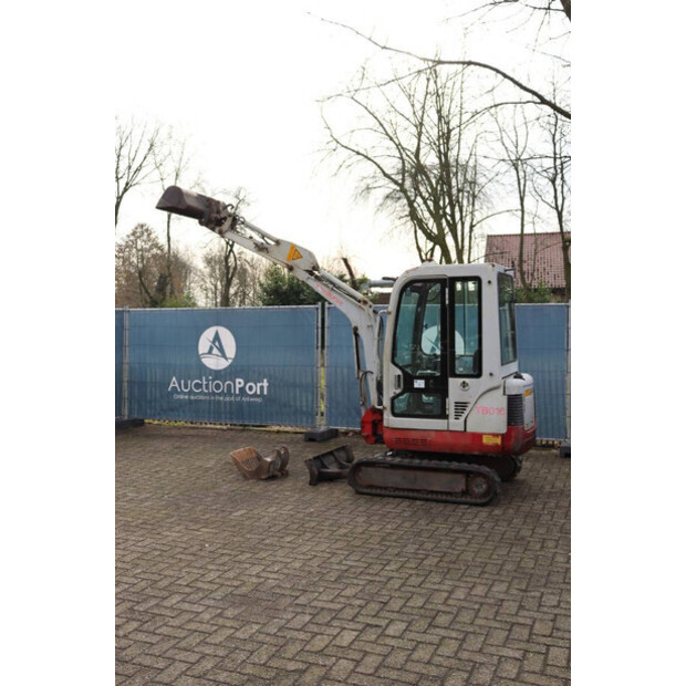 2001 TAKEUCHI TB016-45710603