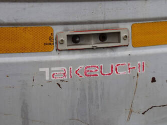 2001-takeuchi-tb016-1427009-45710605