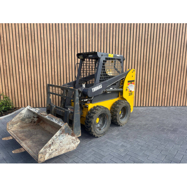 2008 THOMAS T105-45711017