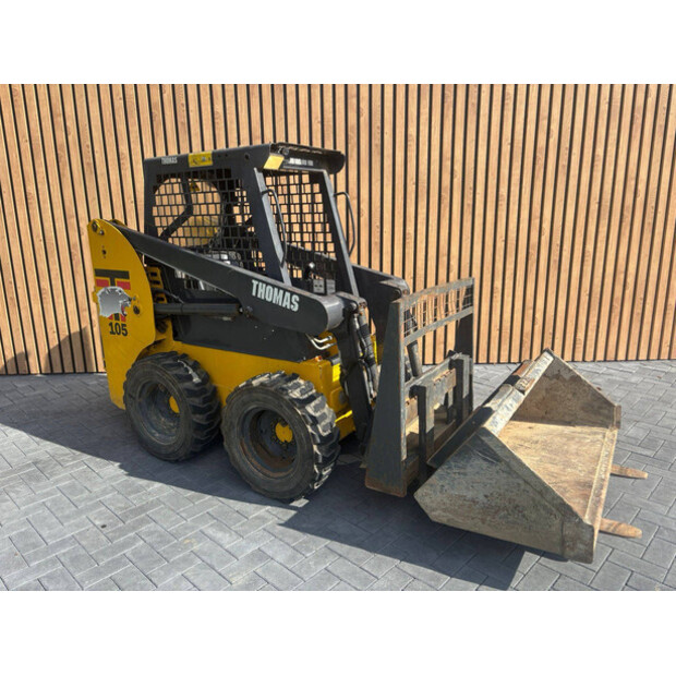 2008 THOMAS T105-45711032