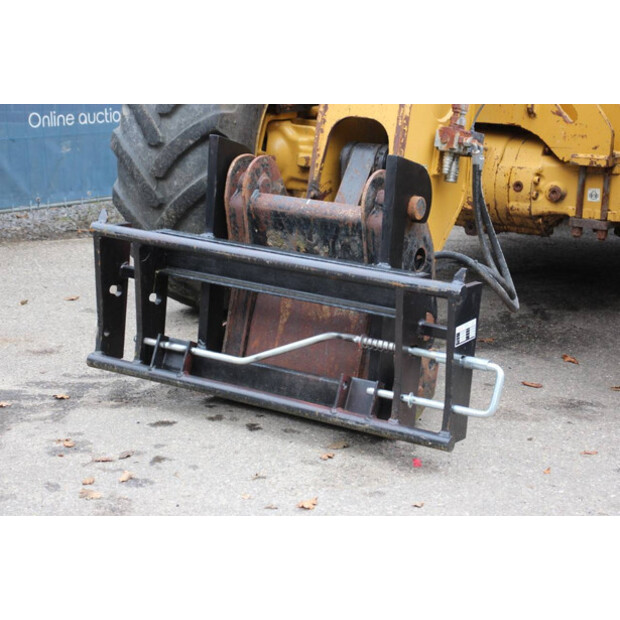 Caterpillar TH330B-45711096