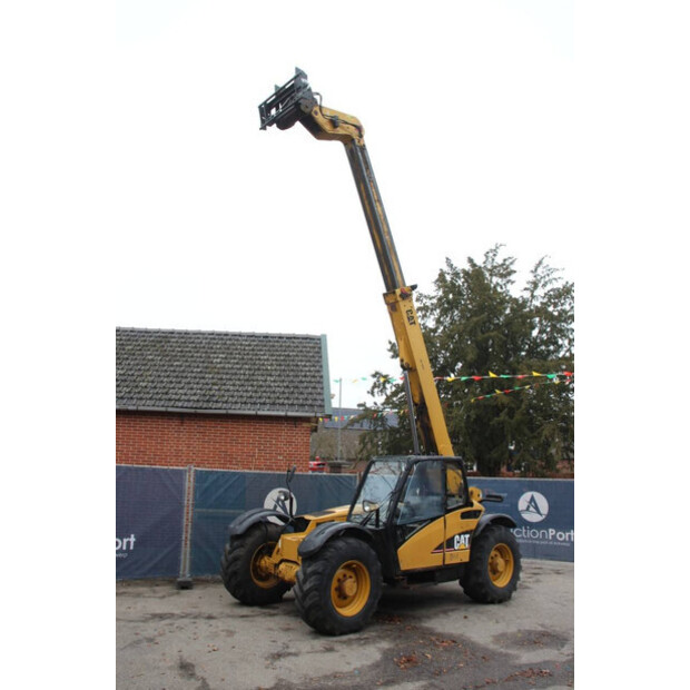 Caterpillar TH330B-45711116