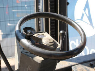 2001-still-r70-45-1427045-45711196