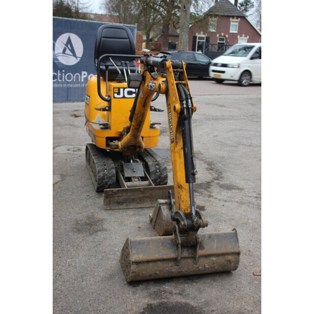 2011 JCB 8008 CTS-45711723