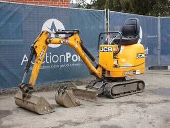 2011-jcb-8008-cts-1427073-45711725