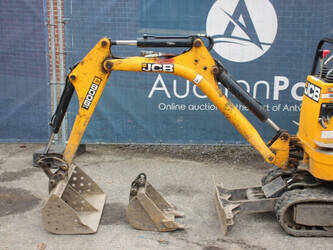 2011-jcb-8008-cts-1427073-45711726