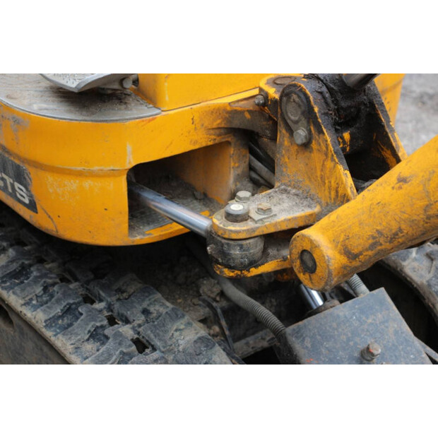 2011 JCB 8008 CTS-45711734