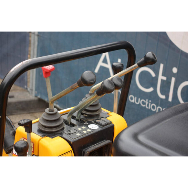 2011 JCB 8008 CTS-45711739