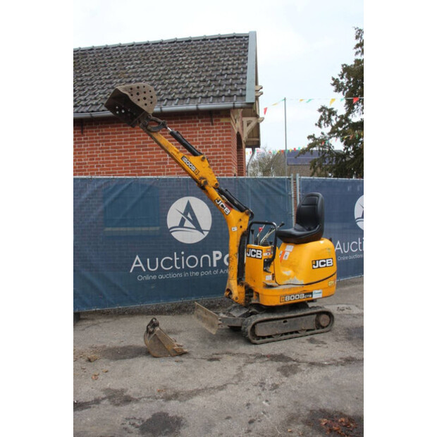 2011 JCB 8008 CTS-45711743