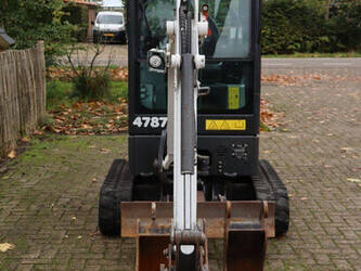 2021-bobcat-e17-1427076-45711759