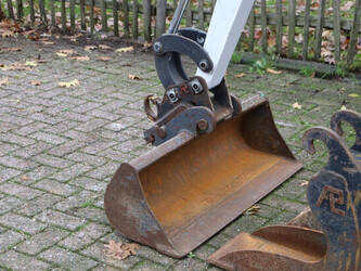 2021-bobcat-e17-1427076-45711762