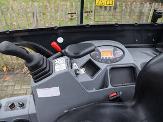 2021-bobcat-e17-1427076-45711781