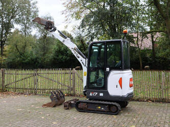 2021-bobcat-e17-1427076-45711798