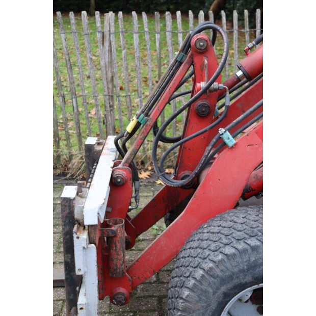 2004 FUCHS F853H-45711854