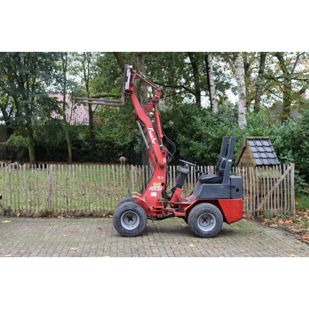 2004 FUCHS F853H-45711876