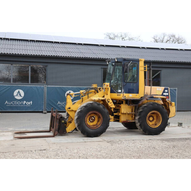 1992 Komatsu WA120-3-45711892