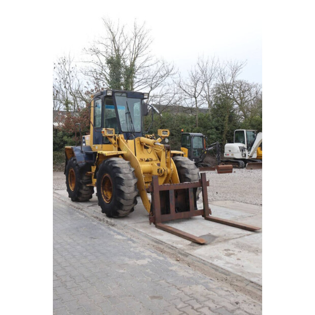 1992 Komatsu WA120-3-45711898