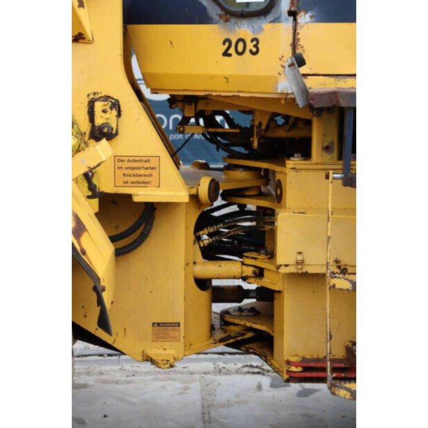 1992 Komatsu WA120-3-45711907