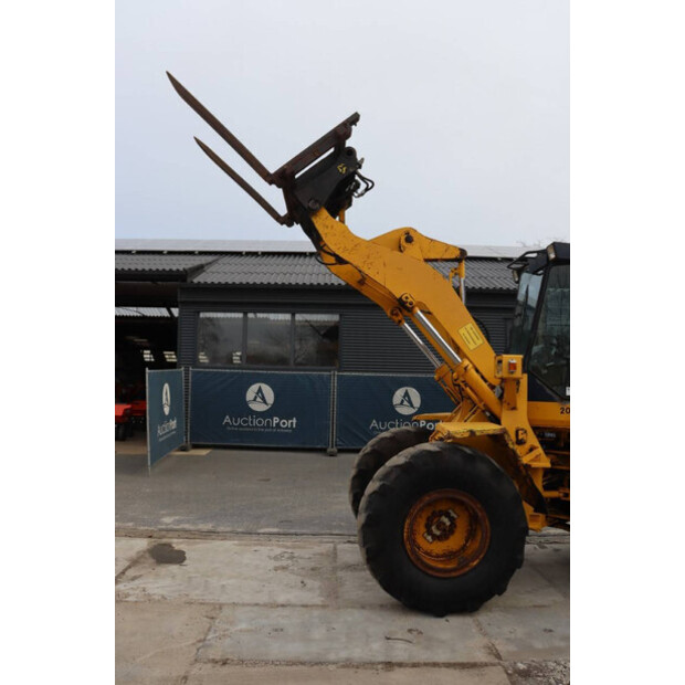 1992 Komatsu WA120-3-45711928