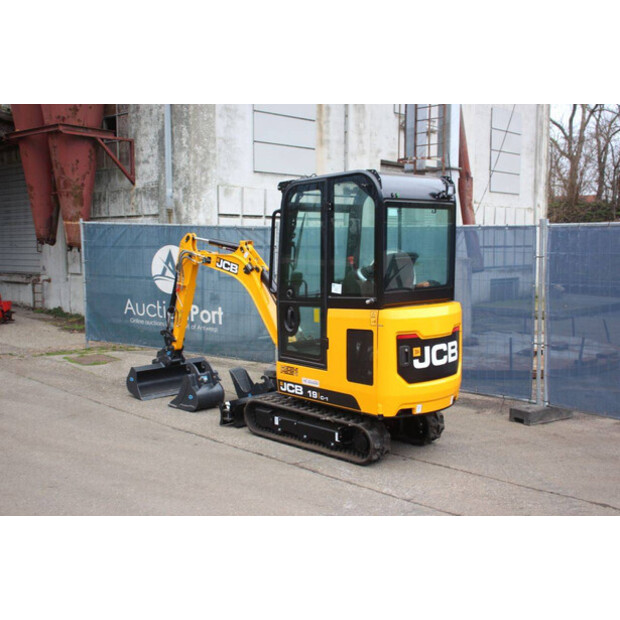 2024 جيه سي بي 19C-1-45711995