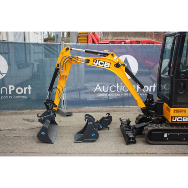 2024 جيه سي بي 19C-1-45712001